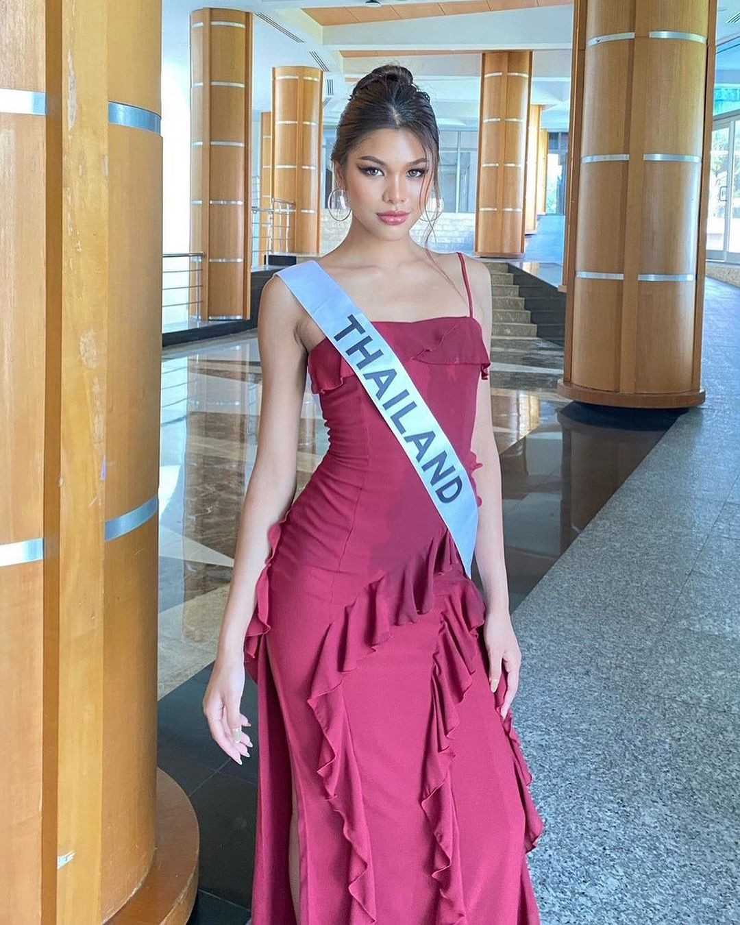 Miss Aura International là cuộc thi sắc đẹp quốc tế thường niên nhằm tôn vinh vẻ đẹp trí tuệ, cơ thể và trí thông minh của phụ nữ trên toàn thế giới. Mục đích của cuộc thi là tôn vinh vẻ đẹp đa dạng của phụ nữ, trao quyền và truyền cảm hứng để họ tin vào sức mạnh của mình.