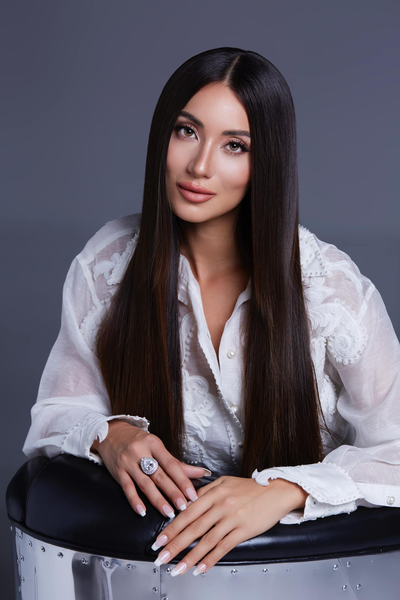 Lydie Vu thích du lịch và từng đến thăm nhiều thành phố lớn của hơn 20 quốc gia. Ngoài tiếng Việt và Pháp, cô còn giao tiếp bằng tiếng Anh và Tây Ban Nha.