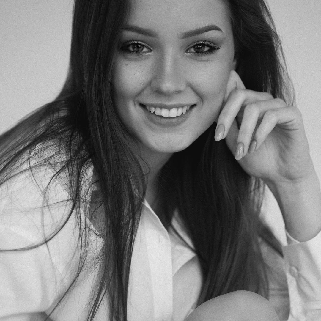 Margarita đại diện Nga tham dự cuộc thi Miss Europe 2023 và giành ngôi Á hậu 1.