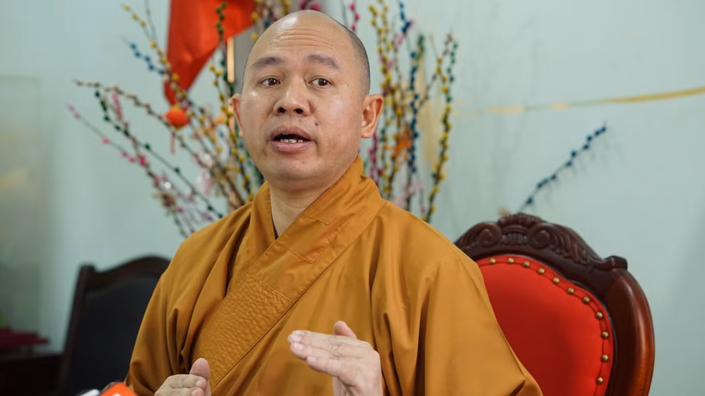 Sư trụ trì chùa Ba Vàng: Thu tiền theo yêu cầu của... vong ảnh 2