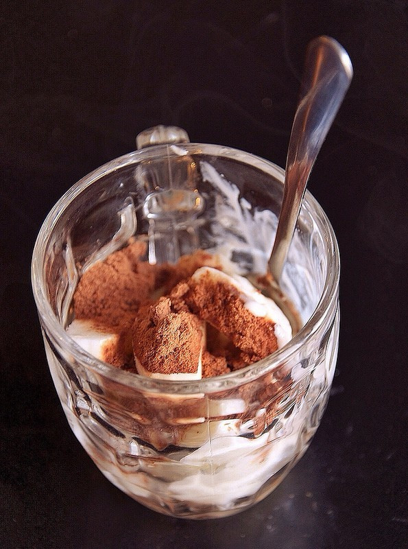 Những món ăn nhắc là biết tên phố của Hà Nội ảnh 7