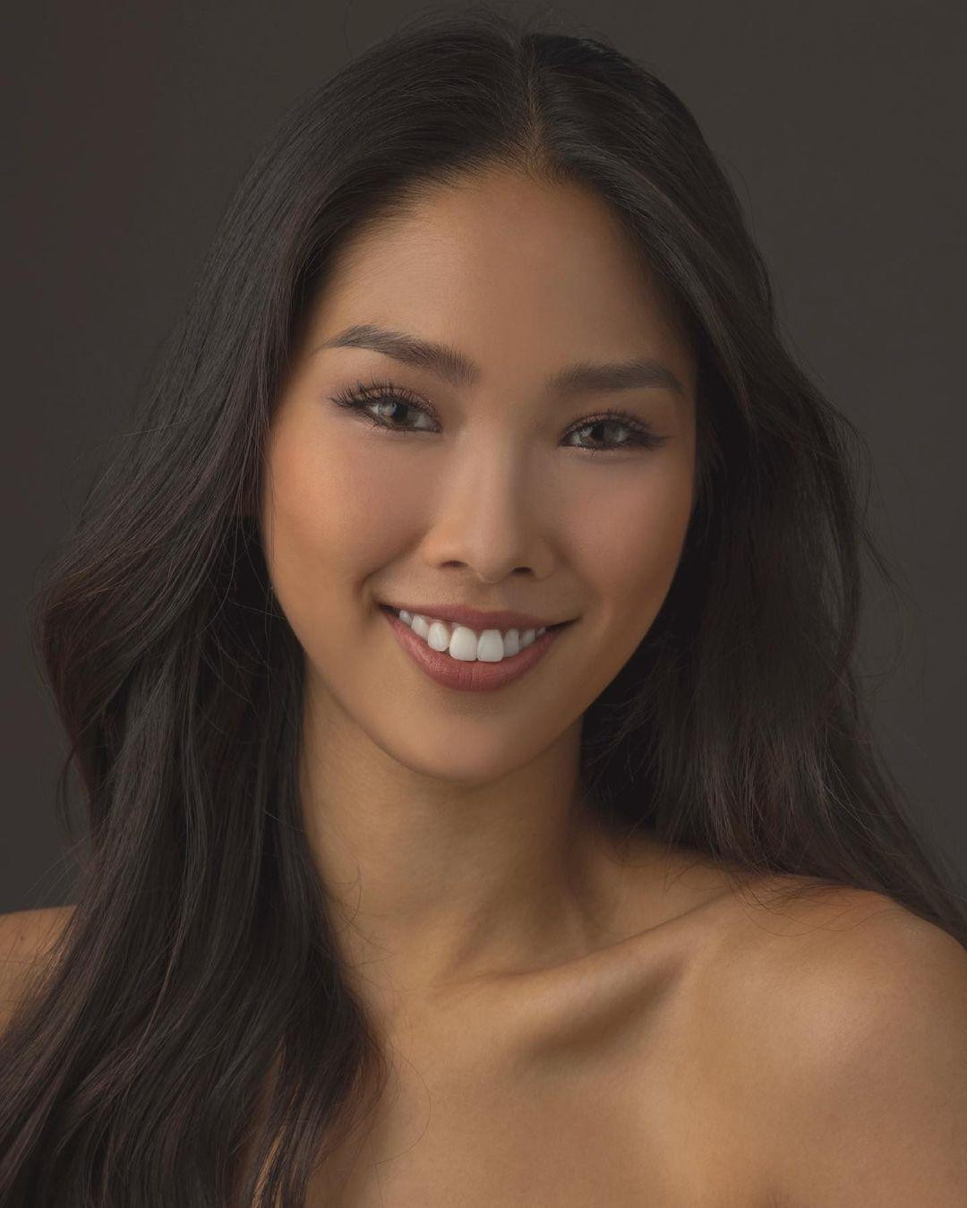 Với chiến thắng này, Rosemary sẽ đại diện Hồng Kông tham gia cuộc thi Hoa hậu Quốc tế lần thứ 60 tại Nhật Bản vào tháng 11. Với chiến thắng này, Rosemary sẽ đại diện Hồng Kông tham gia cuộc thi Hoa hậu Quốc tế lần thứ 60 tại Nhật Bản vào tháng 11.