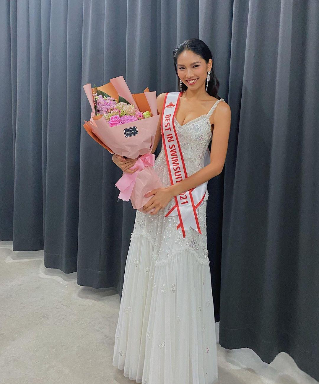 Tối 4/7, đêm chung kết Miss International Hong Kong đã khép lại với chiến thắng thuộc về người đẹp Rosemary Ling. Tối 4/7, đêm chung kết Miss International Hong Kong đã khép lại với chiến thắng thuộc về người đẹp Rosemary Ling.