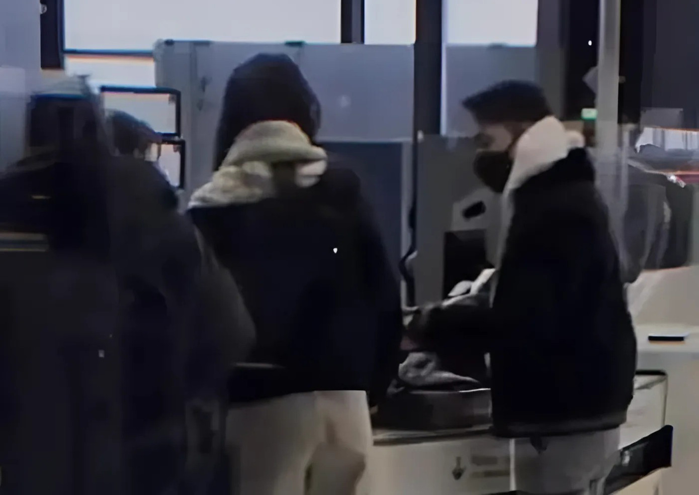 Hình ảnh á hậu Phương Nhi và chồng du lịch ở Nhật Bản. Hình ảnh á hậu Phương Nhi và chồng du lịch ở Nhật Bản.