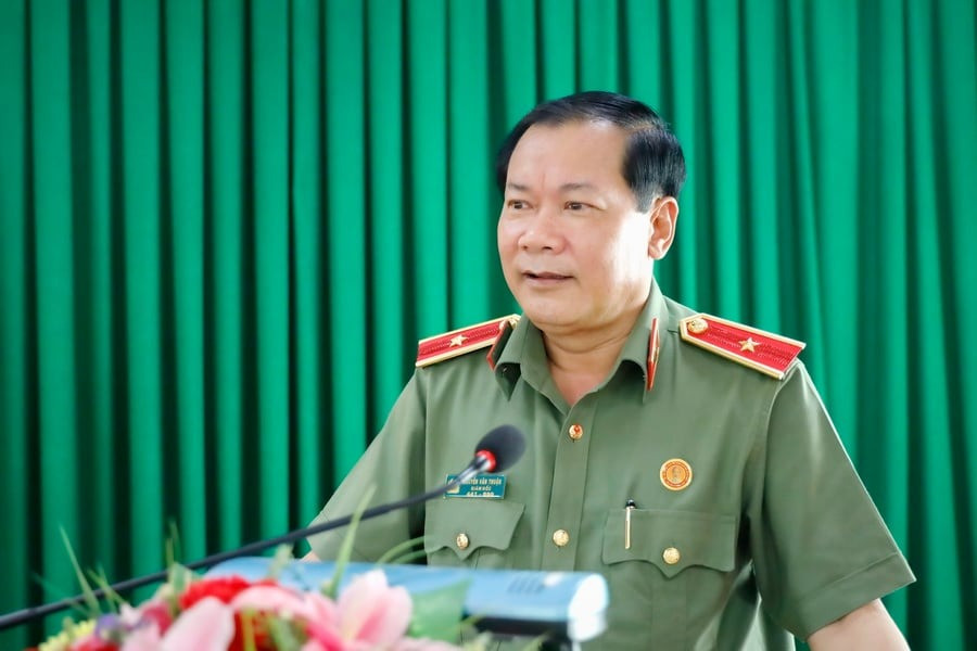 Giám đốc Công an TP. Cần Thơ Nguyễn Văn Thuận làm Trưởng Đoàn đại biểu Quốc hội Khóa XV TP. Cần Thơ. Giám đốc Công an TP. Cần Thơ Nguyễn Văn Thuận làm Trưởng Đoàn đại biểu Quốc hội Khóa XV TP. Cần Thơ.