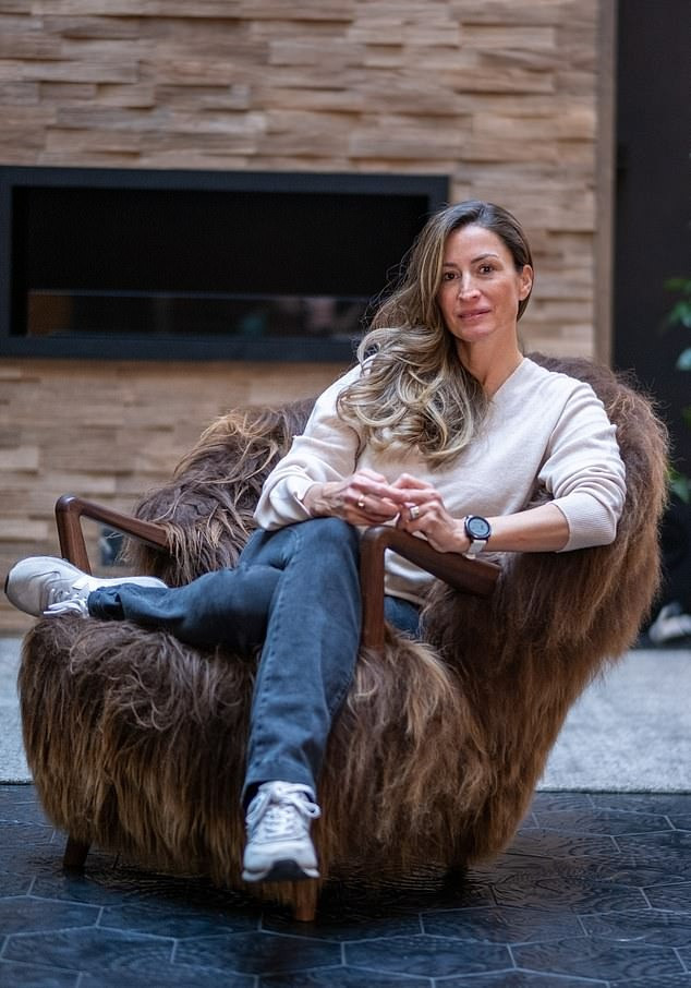 Rebecca Loos nhận lời phỏng vấn với The Mail on Sunday vì cuộc sống bị ảnh hưởng sau khi phim tài liệu Beckham lên sóng. Ảnh: Daily Mail. Rebecca Loos nhận lời phỏng vấn với The Mail on Sunday vì cuộc sống bị ảnh hưởng sau khi phim tài liệu Beckham lên sóng. Ảnh: Daily Mail.