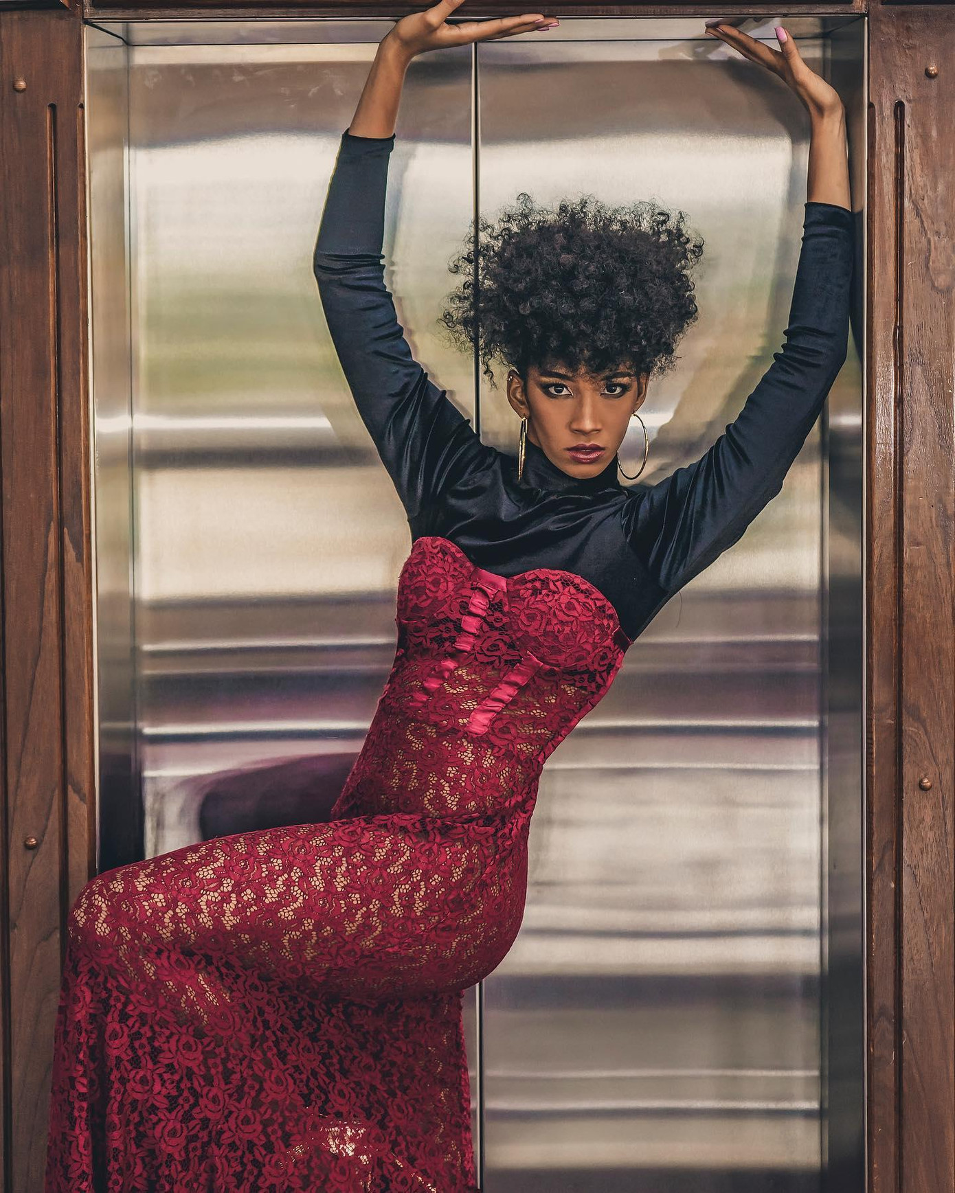 Cô là tình nguyện viên kiêm đại sứ thiện chí cho một tổ chức từ thiện hỗ trợ bệnh nhân suy thận tại Honduras.