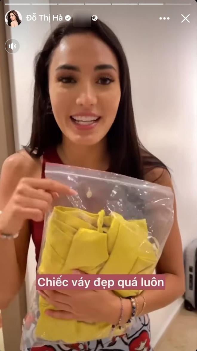 Sau đó, Đỗ Thị Hà tiếp tục cho Hoa hậu Mexico mượn một chiếc váy màu hồng để mặc trong sự kiện các thí sinh Miss World 2021 diễu hành trên đường phố Puerto Rico. Tiếp đó, người đẹp Việt Nam quyết định tặng cho mỹ nhân Mexico bộ váy vàng mà cô từng mặc trước đó sau khi nhận được sự đồng ý của nhà thiết kế.
