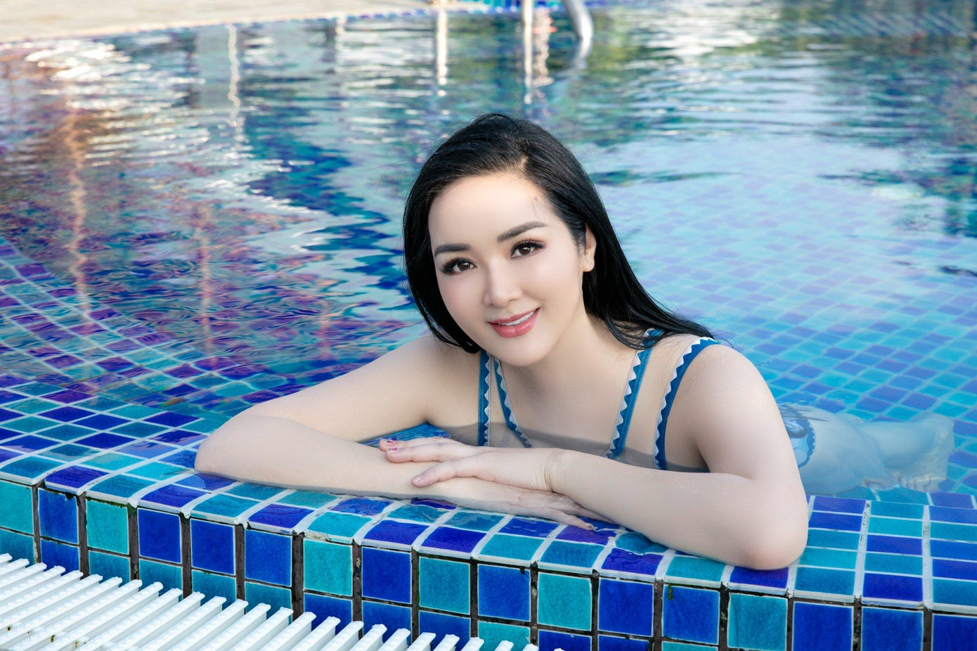 Mới đây, Hoa hậu Đền Hùng Giáng My đăng tải loạt ảnh đi nghỉ dưỡng ở biển thu hút sự chú ý của các fans.