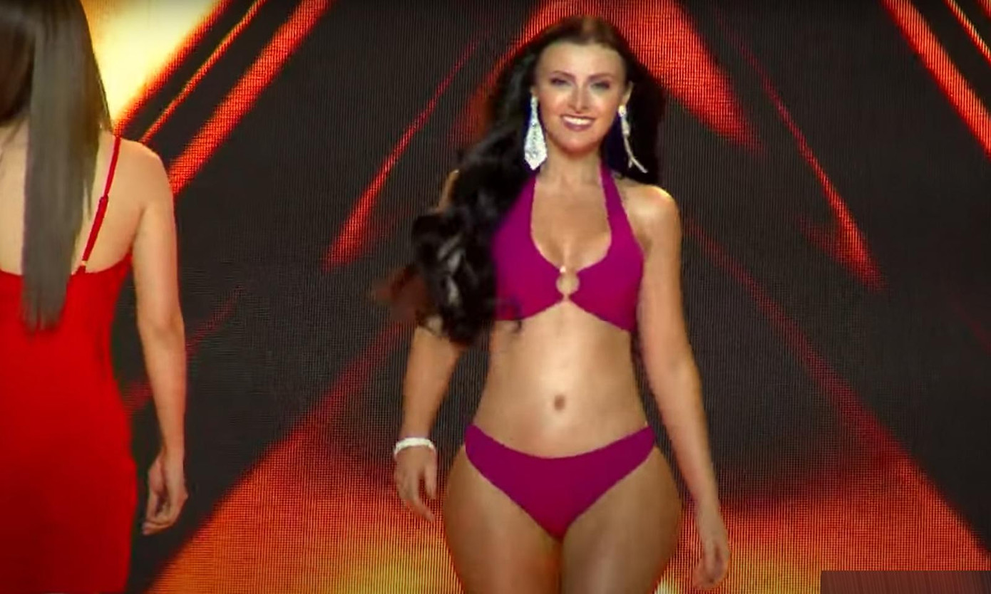 Kate Marie trình diễn bikini trong đêm bán kết Hoa hậu Siêu quốc gia 2022. Kate Marie trình diễn bikini trong đêm bán kết Hoa hậu Siêu quốc gia 2022.