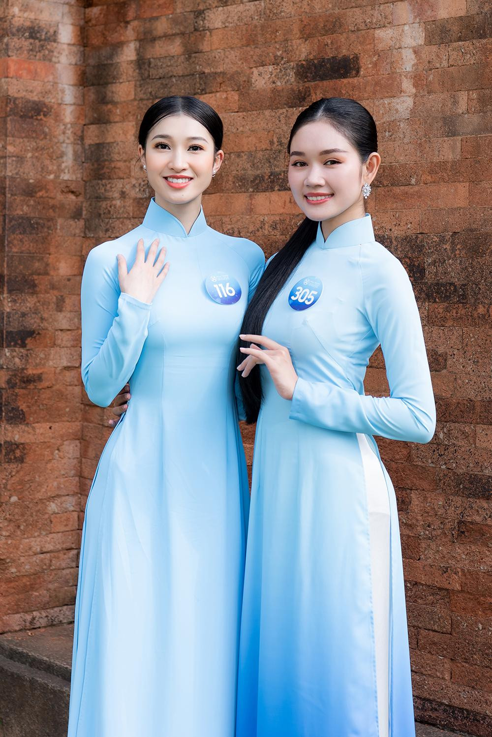 Miss World Việt Nam là một cuộc thi nhân văn, luôn đề cao các giá trị văn hóa nên đã lựa chọn Tháp đôi trở thành địa điểm ghé thăm đầu tiên của Top 38 Miss World Vietnam 2022.