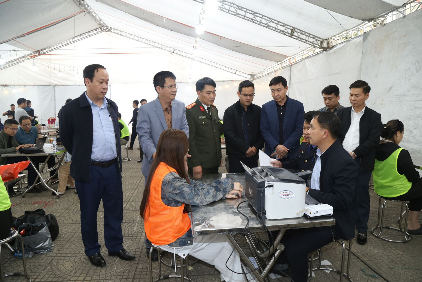 Cơ quan Công an bắt giữ các đối tượng có liên quan vụ án.