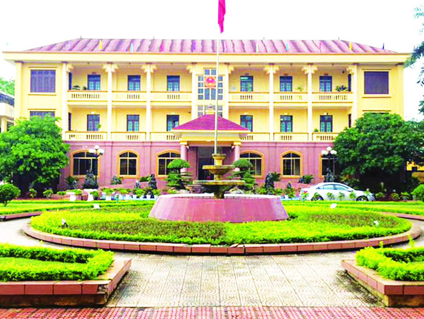 UBND huyện Tiên Du. UBND huyện Tiên Du.