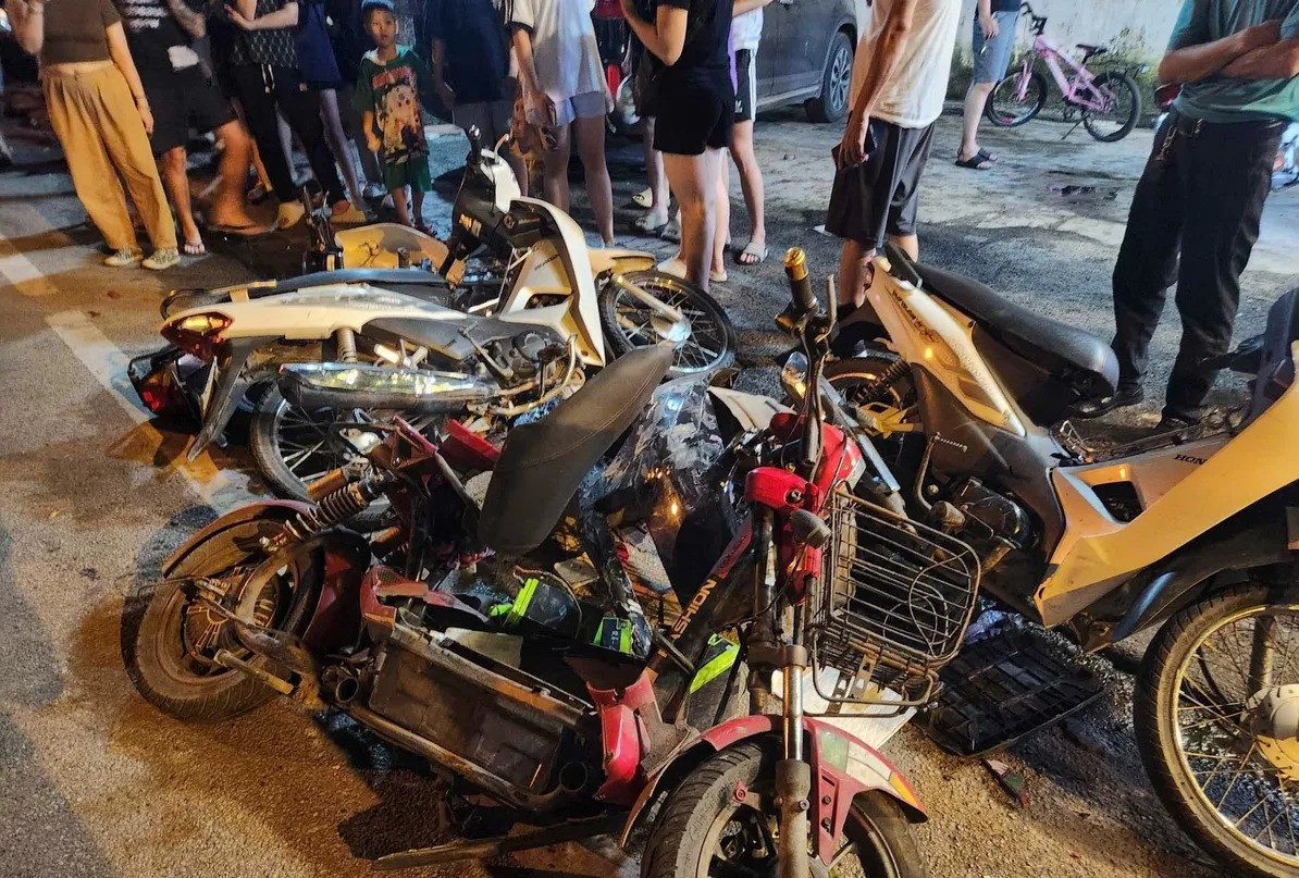 Hiện trường vụ việc. Hiện trường vụ việc.