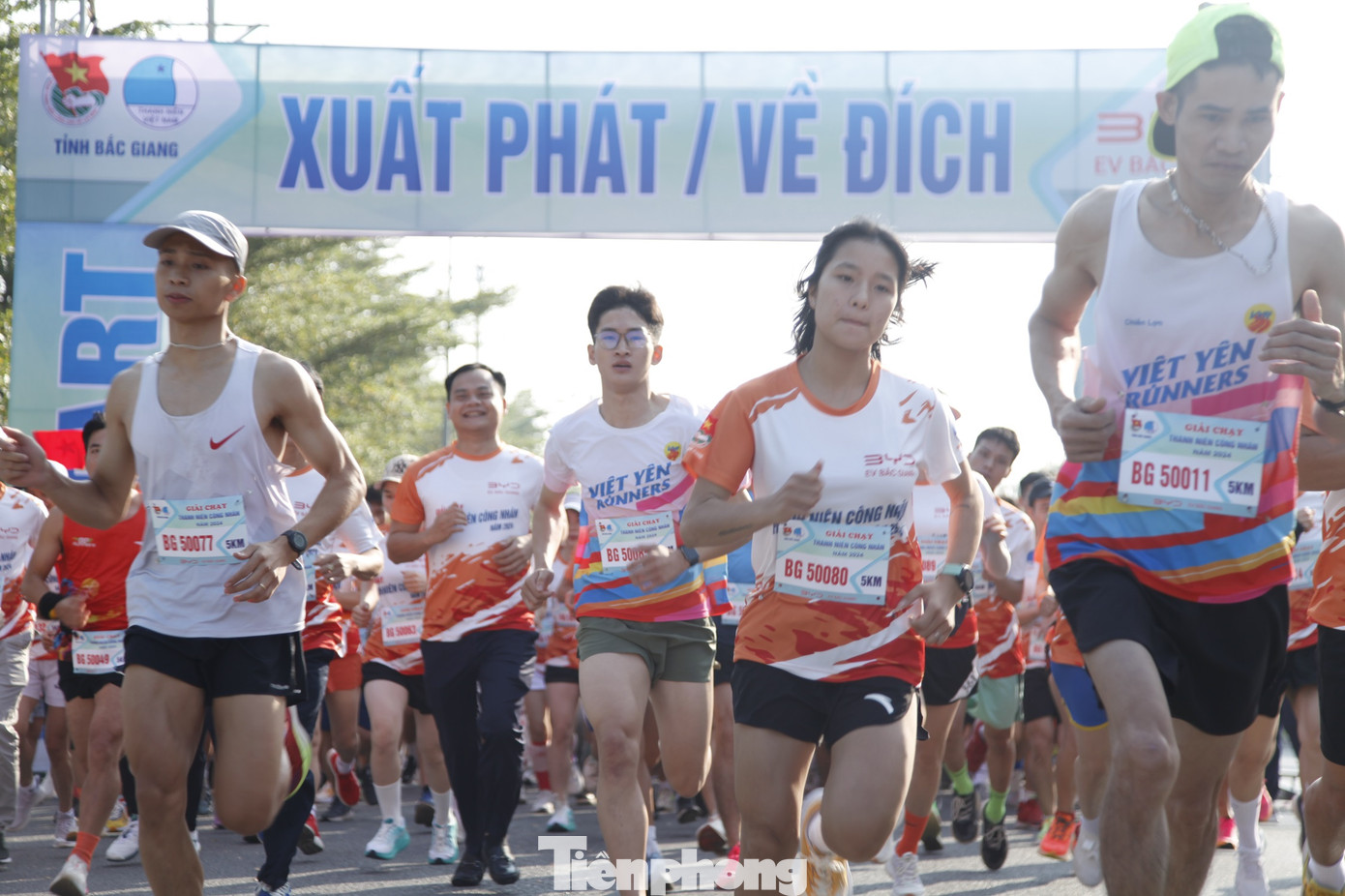 Đông đảo công nhân tham gia giải chạy. Ảnh: Nguyễn Thắng Đông đảo công nhân tham gia giải chạy. Ảnh: Nguyễn Thắng