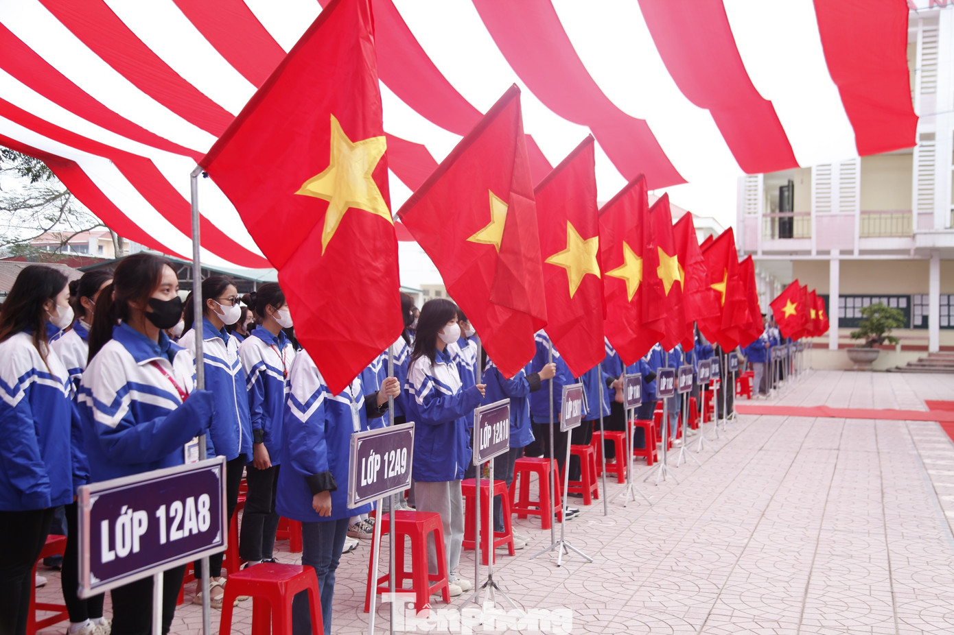 Lễ phát động tình nguyện mùa Đông của Hội LHTN tỉnh Bắc Giang tổ chức ở vùng cao huyện Lục Ngạn.