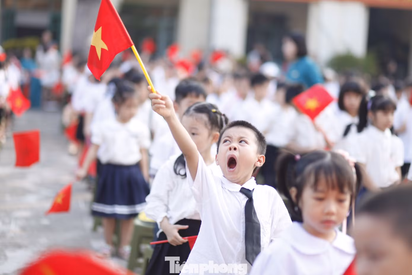 Học sinh trường Tiểu học Võ Thị Sáu (thành phố Bắc Giang) dự khai giảng năm học mới. Ảnh: Nguyễn Thắng Học sinh trường Tiểu học Võ Thị Sáu (thành phố Bắc Giang) dự khai giảng năm học mới. Ảnh: Nguyễn Thắng