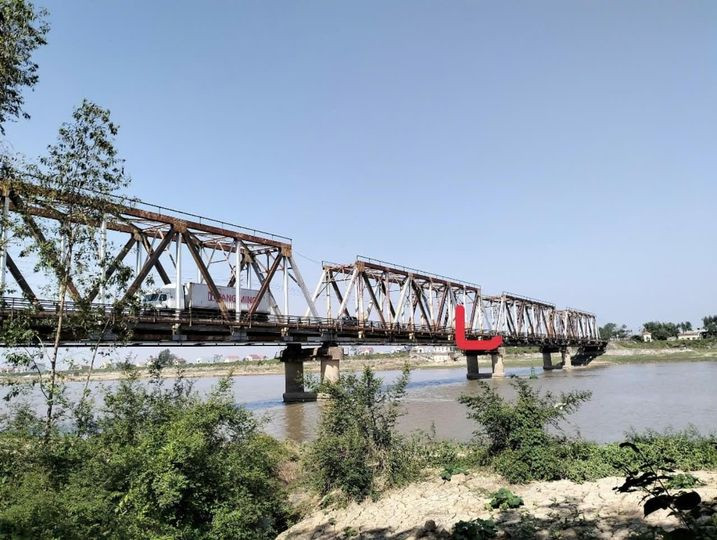 Vị trí bà T nhảy cầu Cẩm Lý. Vị trí bà T nhảy cầu Cẩm Lý.