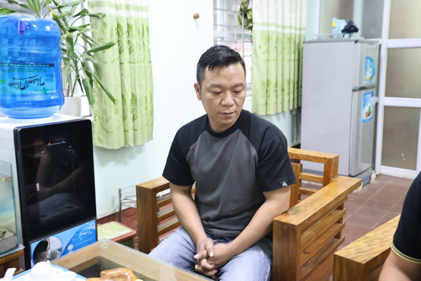 Đối tượng Triều.