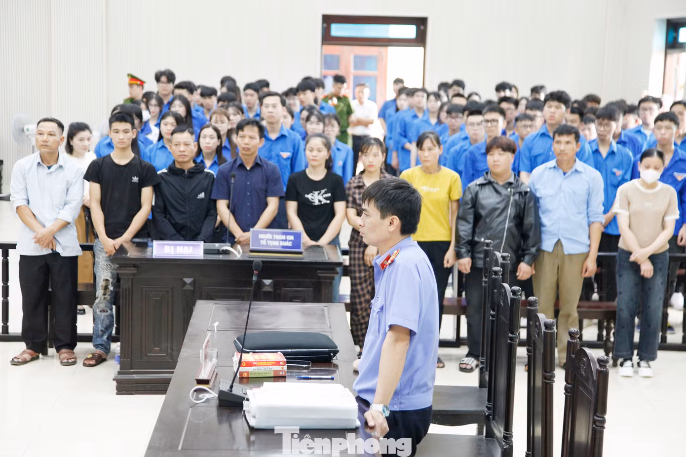 Học sinh tỉnh Bắc Ninh tham dự phiên tòa thực tế đã thu nhận được nhiều kiến thức về pháp luật.