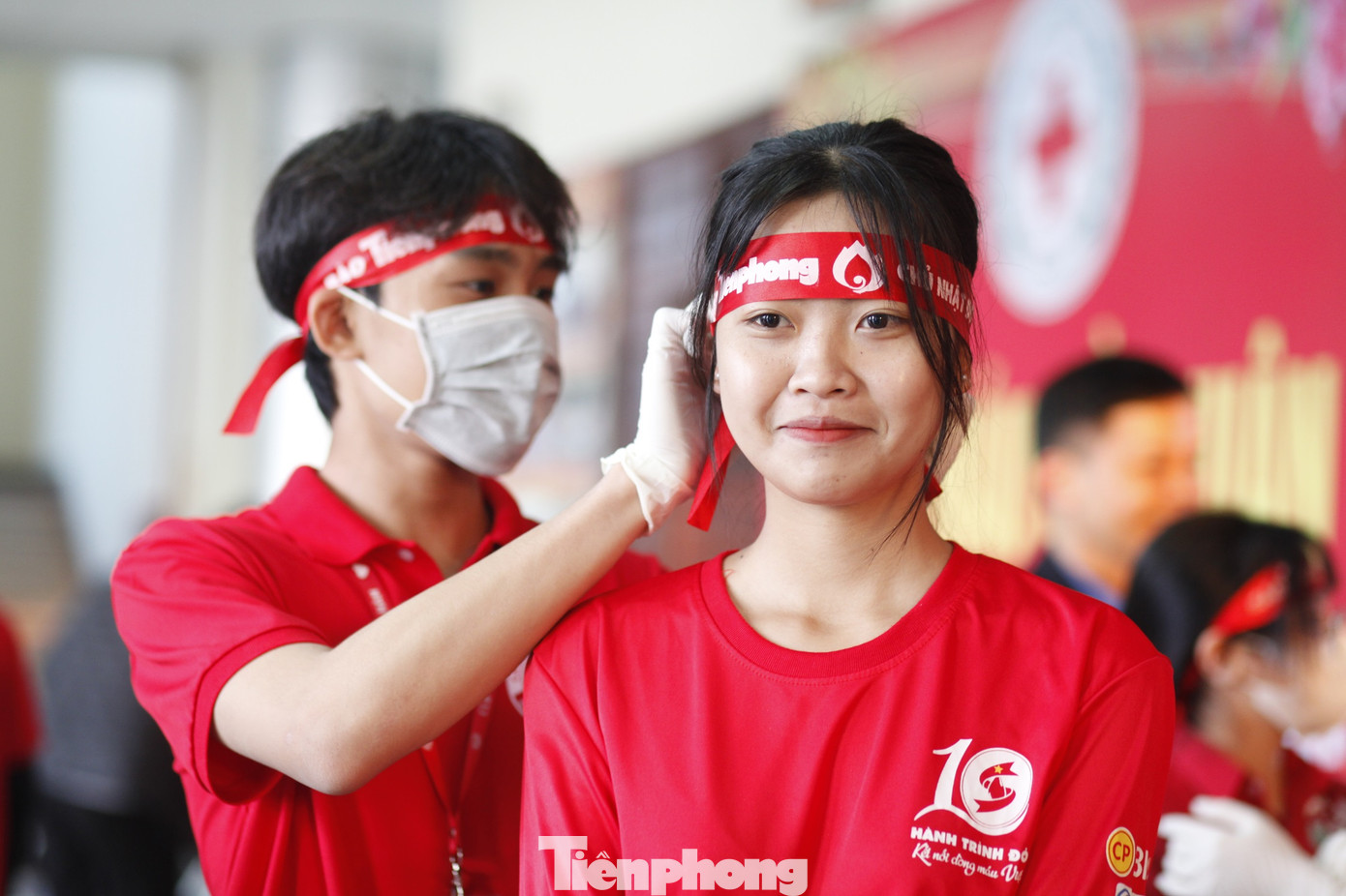 Các bạn tình nguyện viên tại chương trình. Ảnh: Nguyễn Thắng