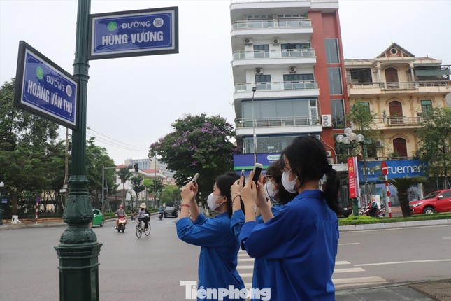 Thành Đoàn Bắc Giang số hóa các tuyến đường phố. Ảnh: Nguyễn Thắng Thành Đoàn Bắc Giang số hóa các tuyến đường phố. Ảnh: Nguyễn Thắng