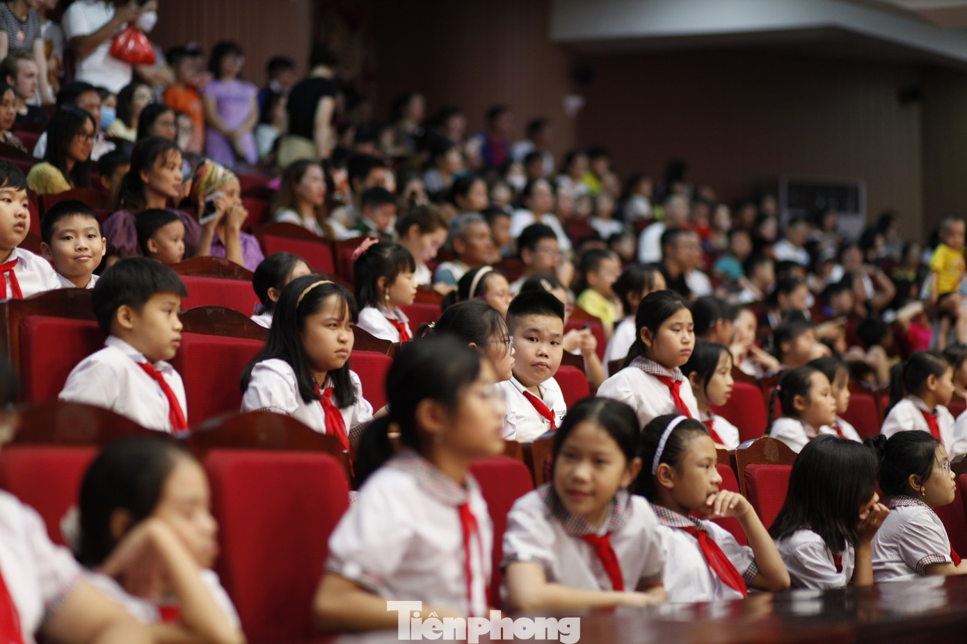 Chương trình thu hút đông đảo các em thiếu nhi tỉnh Bắc Ninh. Ảnh: Nguyễn Thắng Chương trình thu hút đông đảo các em thiếu nhi tỉnh Bắc Ninh. Ảnh: Nguyễn Thắng