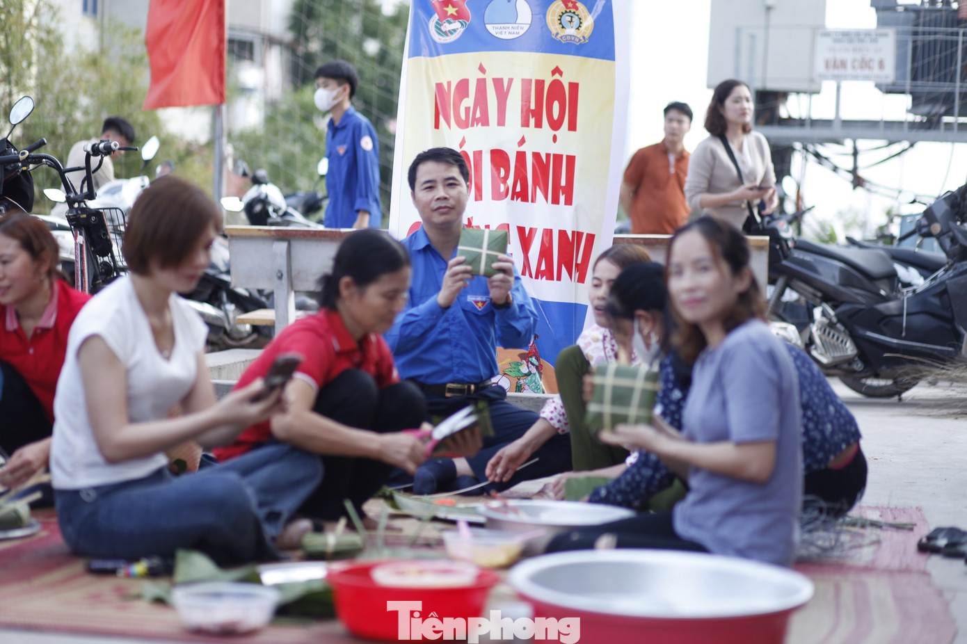 Chương trình mang lại niềm vui cho nhiều thanh niên xa quê. Ảnh: Nguyễn Thắng