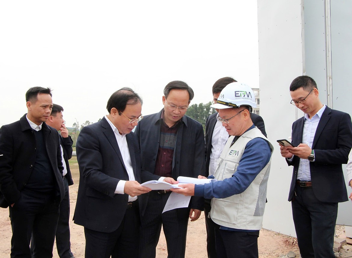 Bộ Xây dựng kiểm tra dự án nhà ở xã hội tại Bắc Giang. Bộ Xây dựng kiểm tra dự án nhà ở xã hội tại Bắc Giang.