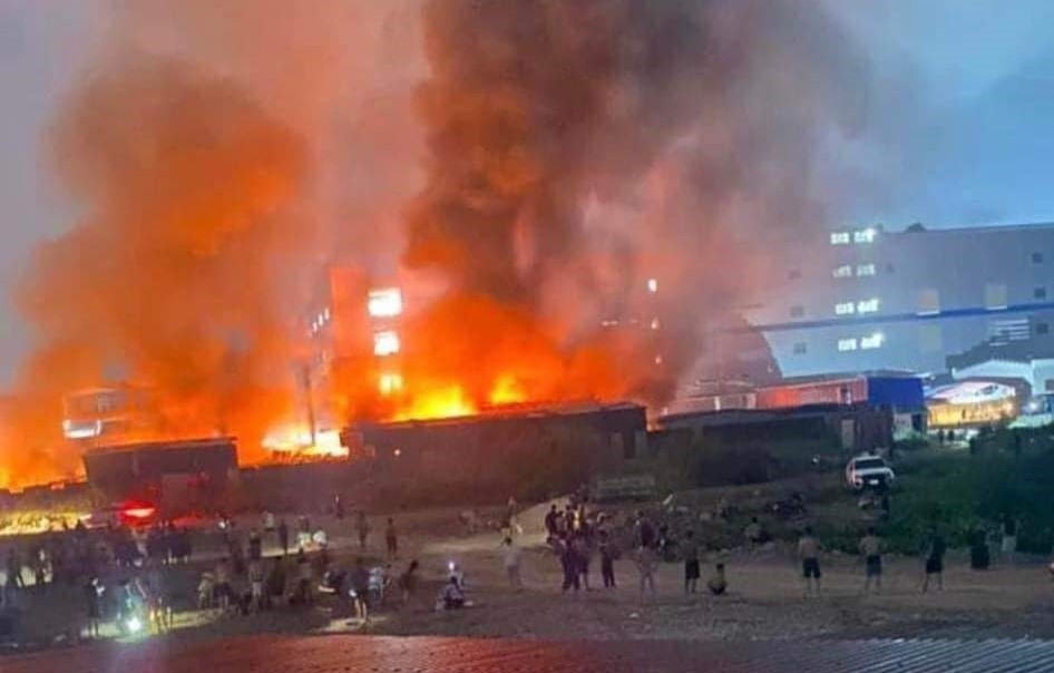 Hiện trường vụ cháy. Hiện trường vụ cháy.