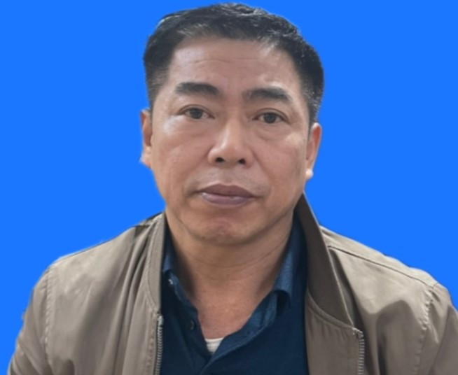 Đối tượng Đặng Trần Dũng.