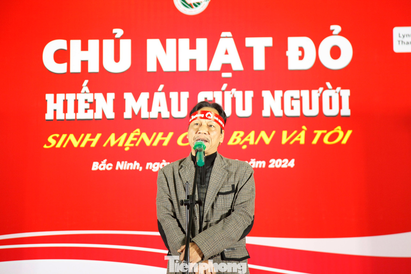 Nhà báo Lê Minh Toản - Phó Tổng Biên tập Báo Tiền Phong phát biểu tại chương trình. Ảnh: Nguyễn Thắng