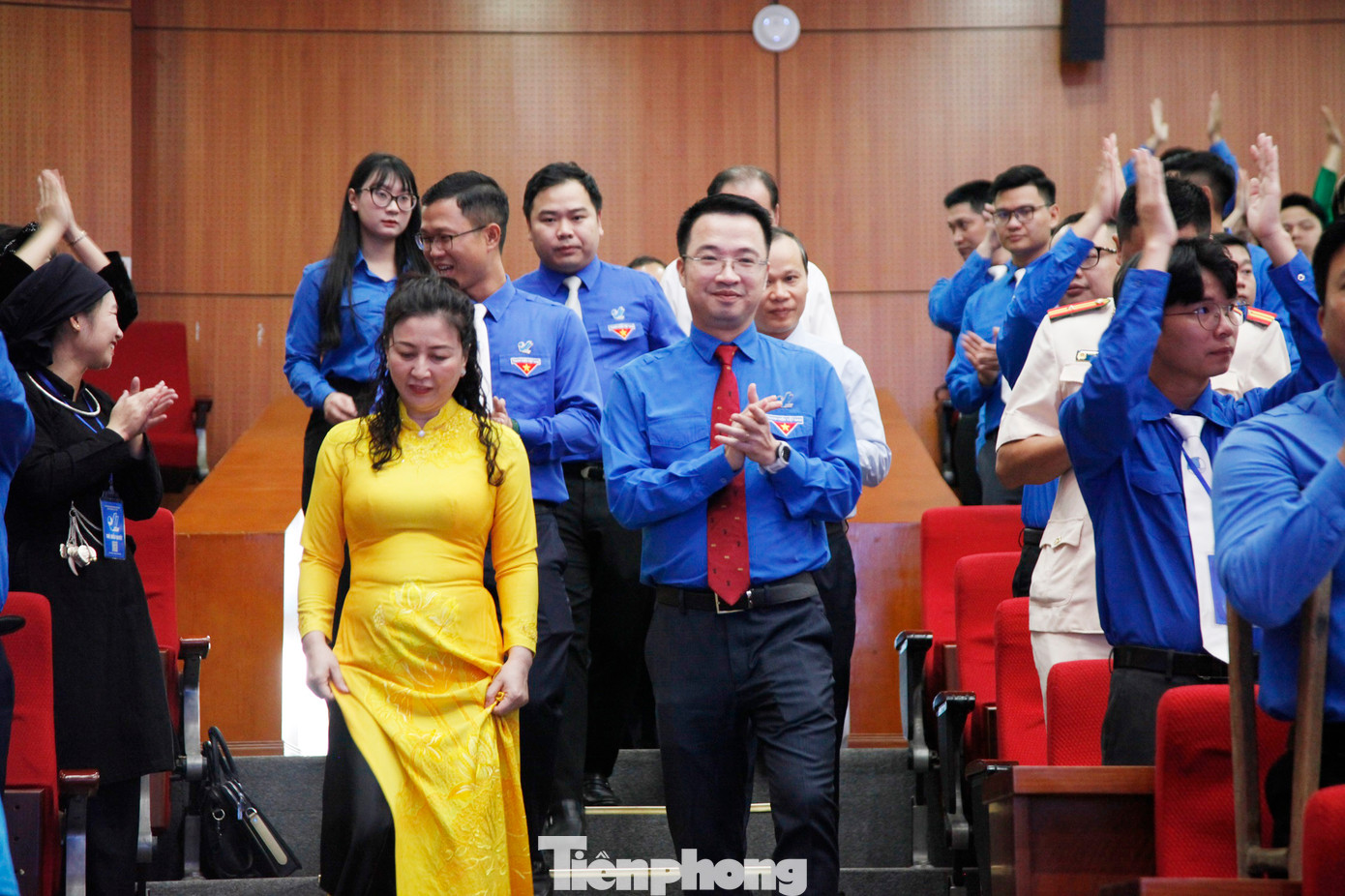 Lãnh đạo Trung ương Đoàn và tỉnh Bắc Giang dự đại hội. Ảnh: Nguyễn Thắng