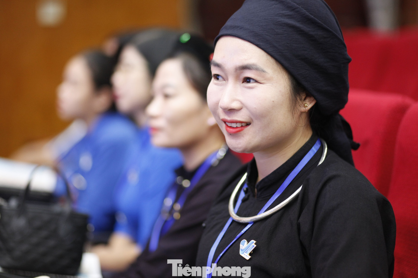 Đại biểu dân tộc thiểu số dự đại hội. Ảnh: Nguyễn Thắng