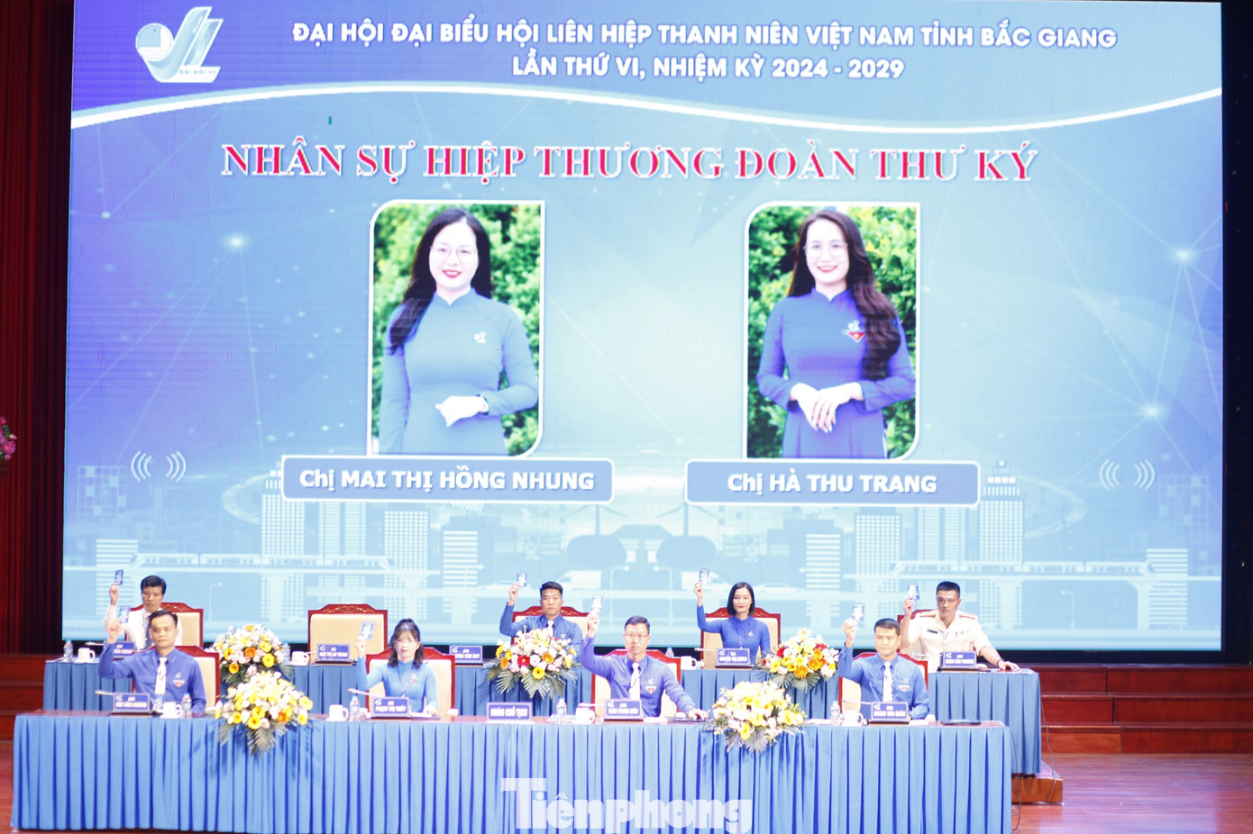 Đoàn Chủ tịch Đại hội. Ảnh: Nguyễn Thắng