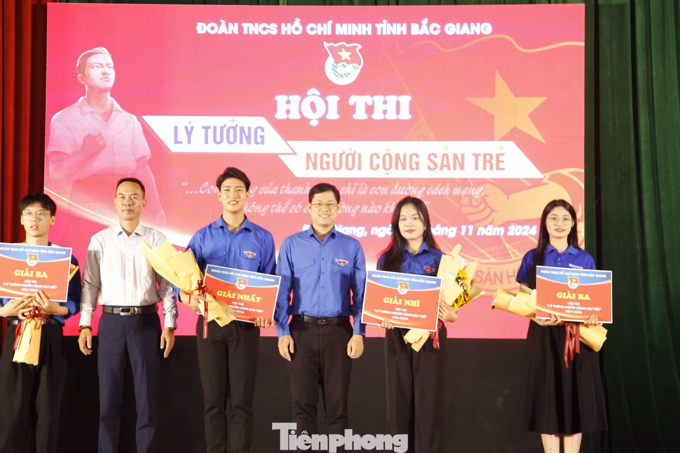 Tỉnh Đoàn Bắc Giang trao giải cuộc thi lý tưởng người cộng sản. Ảnh: Nguyễn Thắng Tỉnh Đoàn Bắc Giang trao giải cuộc thi lý tưởng người cộng sản. Ảnh: Nguyễn Thắng