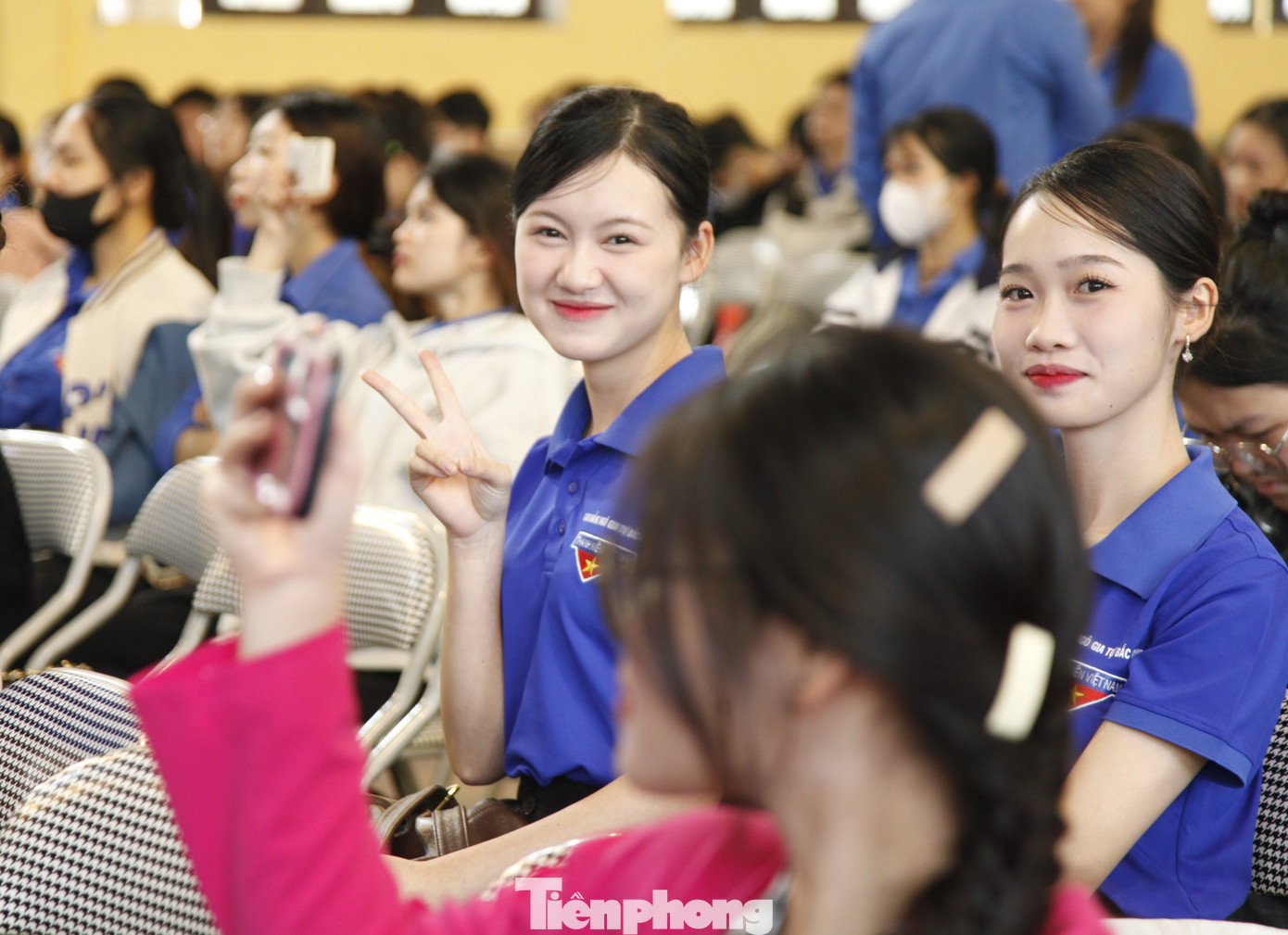 Sinh viên tỉnh Bắc Ninh hào hứng dự chương trình. Ảnh: Nguyễn Thắng