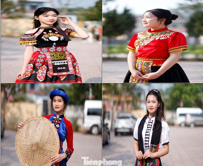 Các bạn học sinh biểu diễn trang phục dân tộc. Ảnh: Nguyễn Thắng