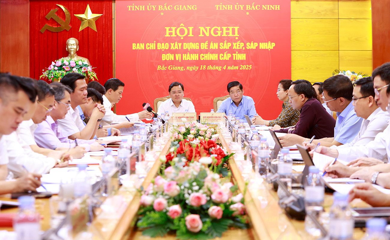 Tỉnh ủy Bắc Giang và Bắc Ninh họp bàn về sáp nhập tỉnh.