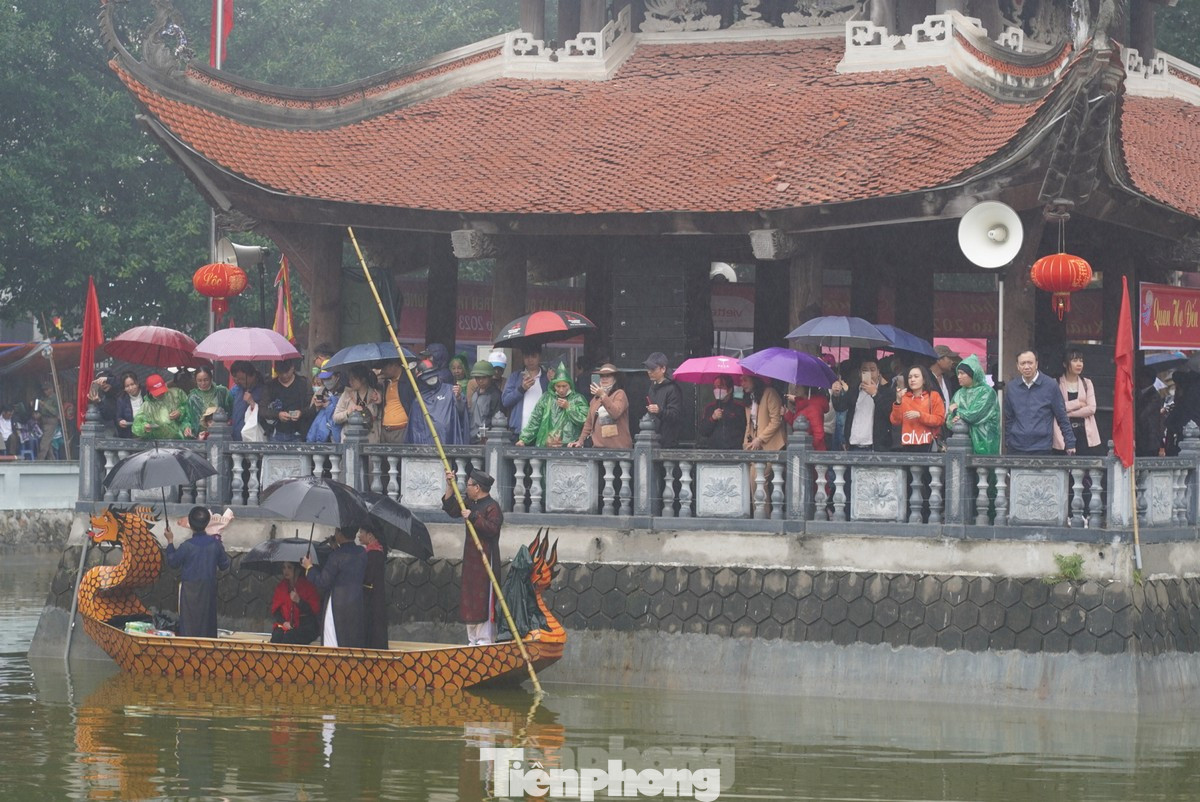 Hát quan họ tại hội Lim. Hát quan họ tại hội Lim.