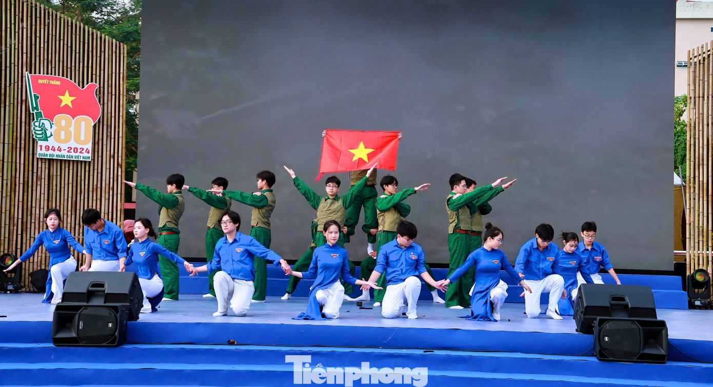 Một tiết mục văn nghệ tại chương trình.