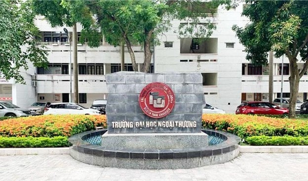 Đại học Ngoại thương.