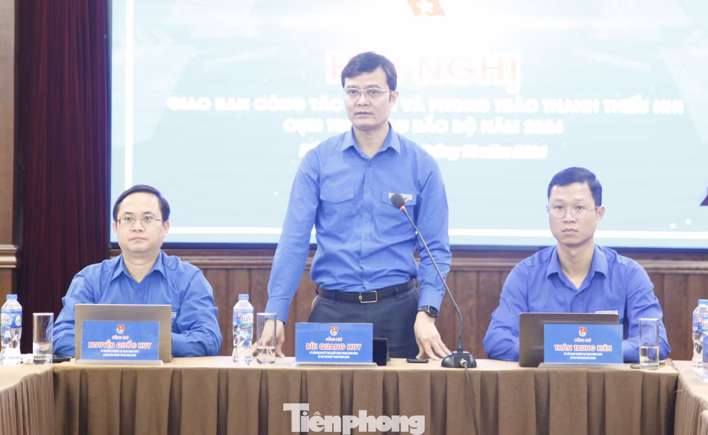 Anh Bùi Quang Huy - Ủy viên dự khuyết T.Ư Đảng, Bí thư thứ nhất T.Ư Đoàn kết luận hội nghị. Ảnh: Nguyễn Thắng.