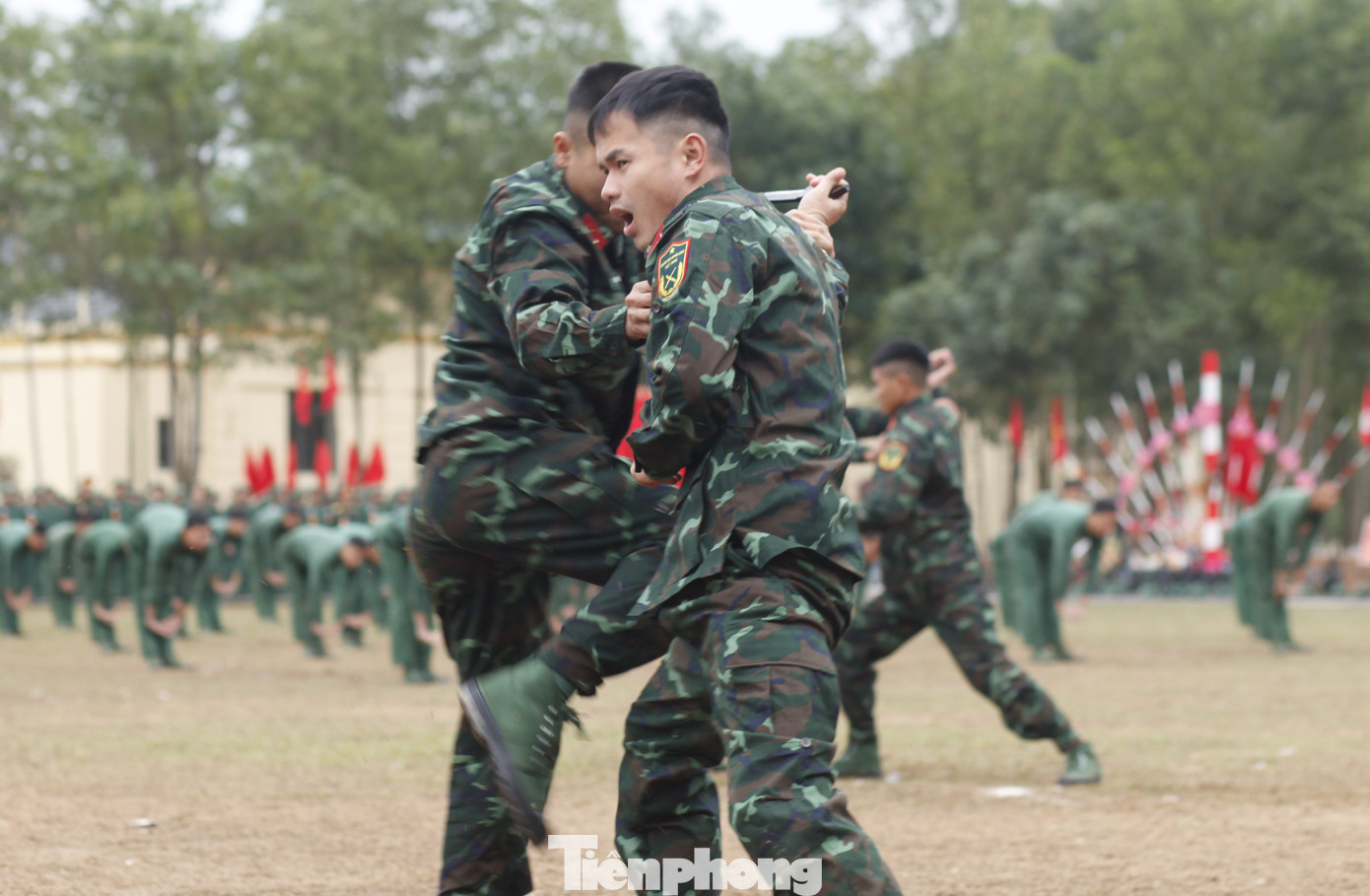 Các chiến sỹ Trung đoàn BB 101 ra quân rèn luyện. Ảnh: Nguyễn Thắng