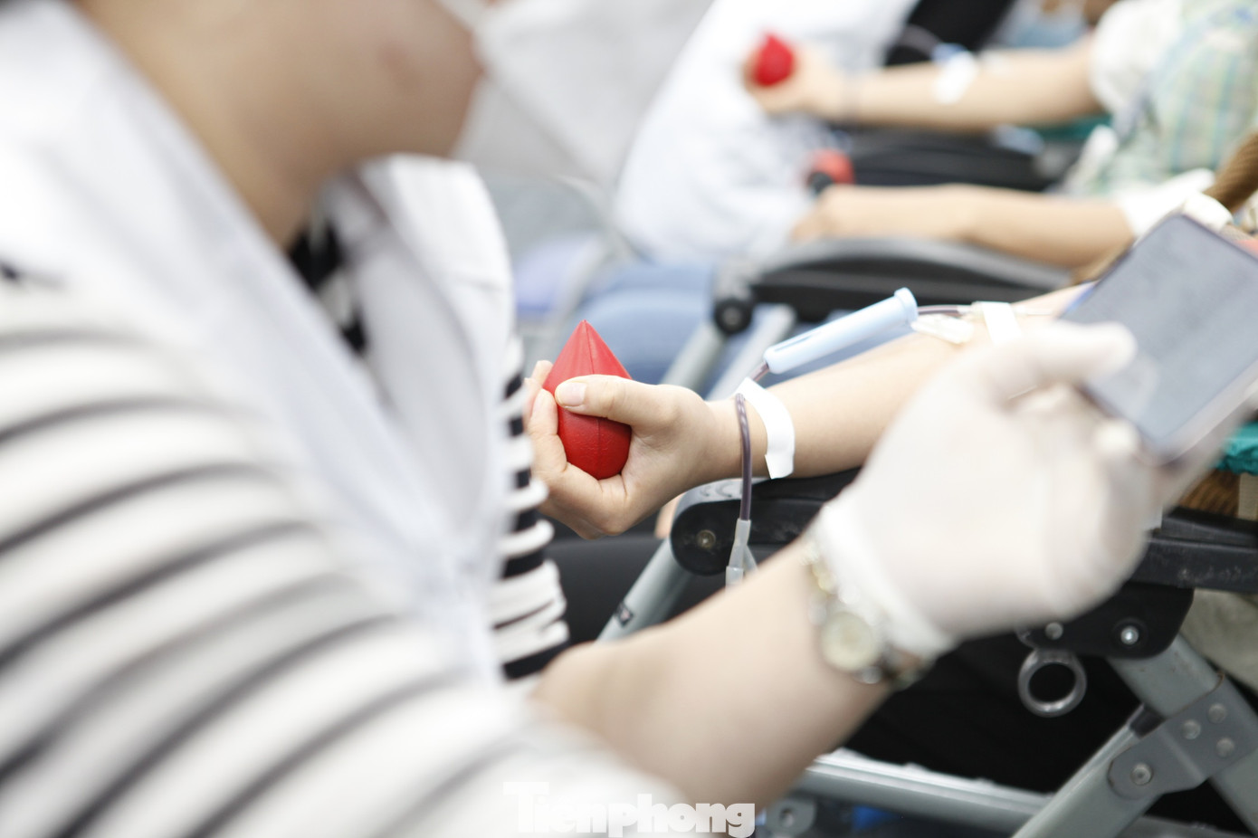 Cty Samsung Việt Nam đã đóng góp hơn 100.000 đơn vị máu: Ảnh: Nguyễn Thắng Cty Samsung Việt Nam đã đóng góp hơn 100.000 đơn vị máu: Ảnh: Nguyễn Thắng