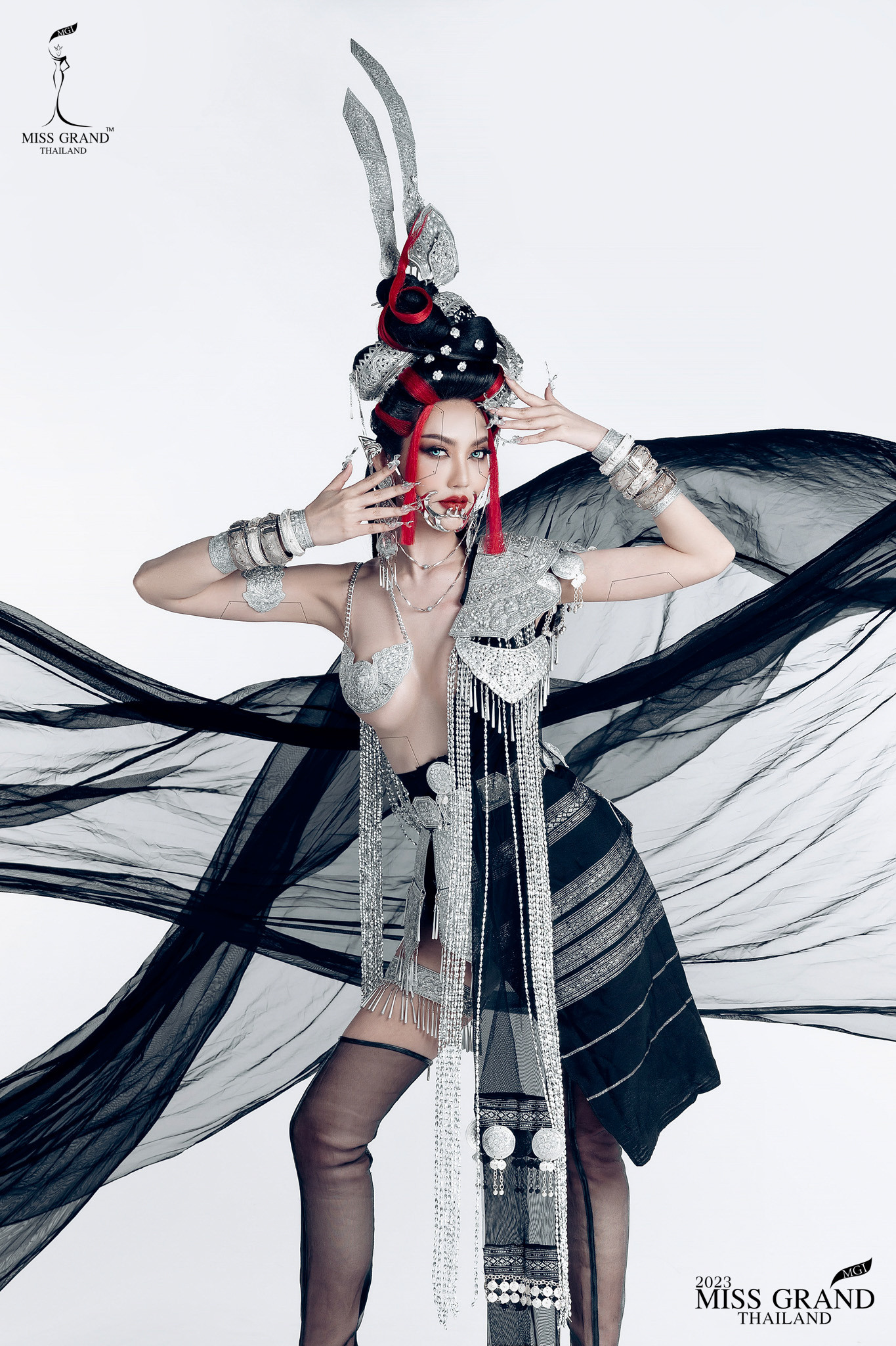 Ngày 3/4, 77 thí sinh cuộc thi năm nay đã tề tựu ở thủ đô của Thái Lan để nhập cuộc Hoa hậu Hòa bình Thái Lan 2023. Người chiến thắng sẽ giành quyền đại diện Thái Lan tham dự Miss Grand International - Hoa hậu Hòa bình Thái Lan tổ chức ở Việt Nam vào tháng 10.