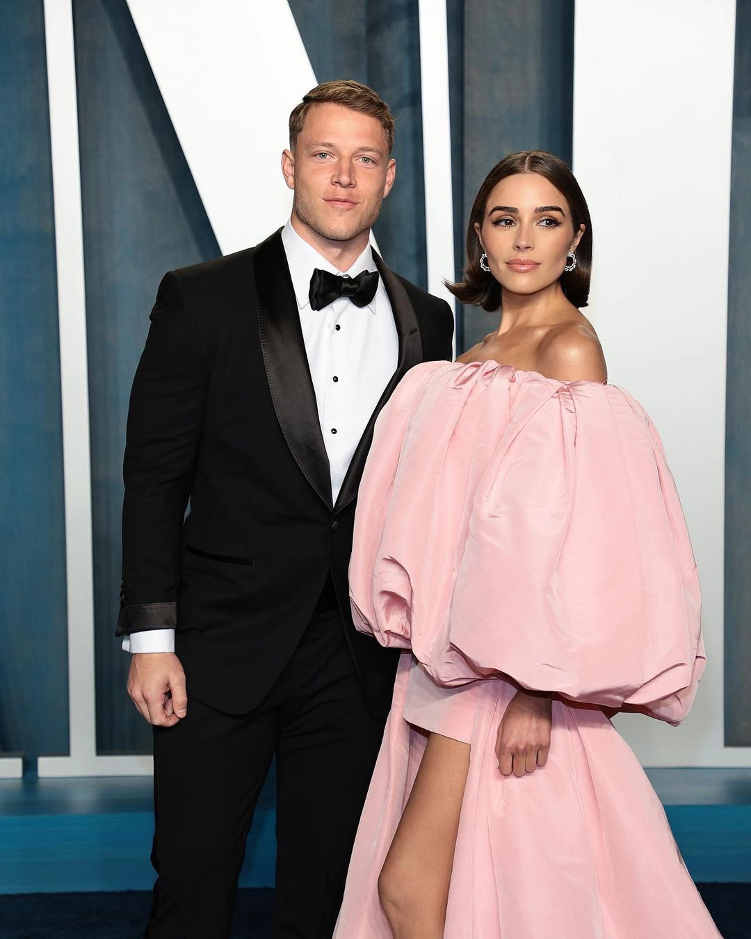 Cô cũng từng là một nửa của ca sĩ Nick Jonas (2013-2015) - người đang hạnh phúc bên vợ hơn 10 tuổi là Hoa hậu Thế giới 2000 Priyanka Chopra, sinh năm 1982.