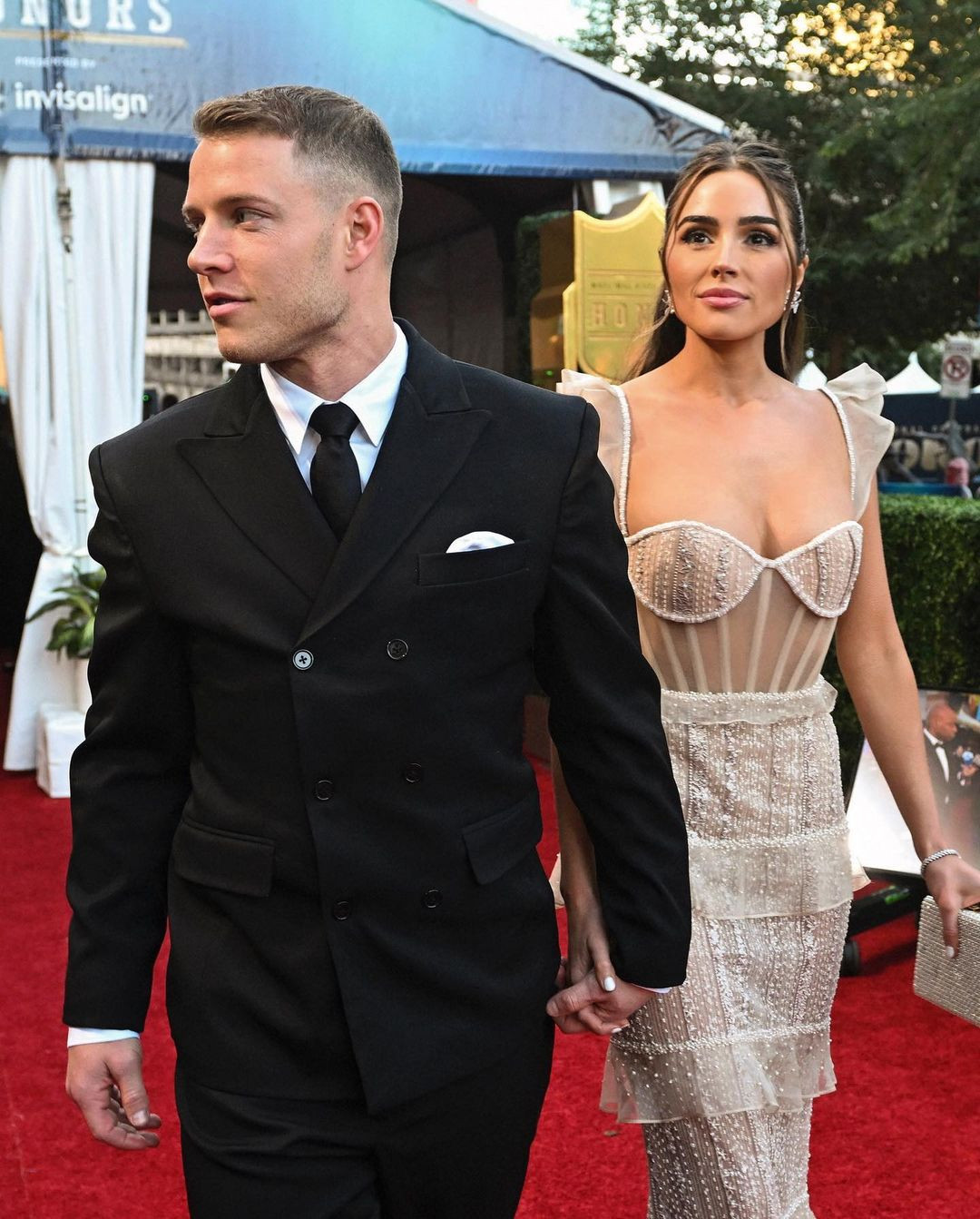 Culpo và McCaffrey vướng tin hẹn hò vào tháng 5/2019 sau khi ngôi sao của NFL nhấn thả tim bức ảnh mà Olivia đăng tải trên trang Instagram. Vài tháng sau, họ bị bắt gặp đi nghỉ mát cùng nhau ở Mexico.