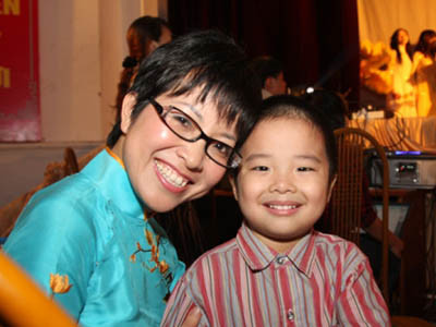 Thảo Vân và con trai