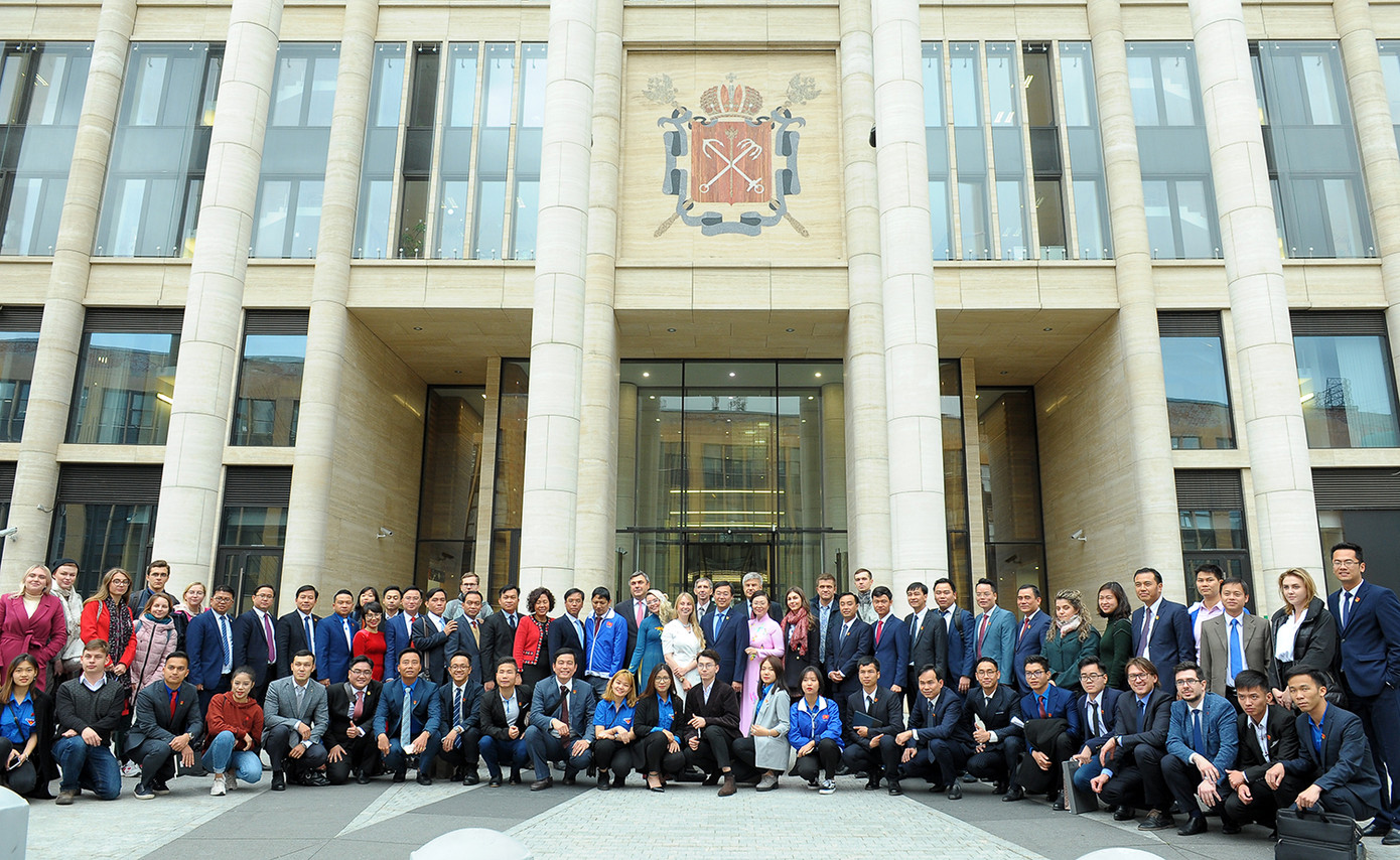 Thanh niên Việt - Nga trình diễn nét đặc sắc văn hoá dân tộc ảnh 14